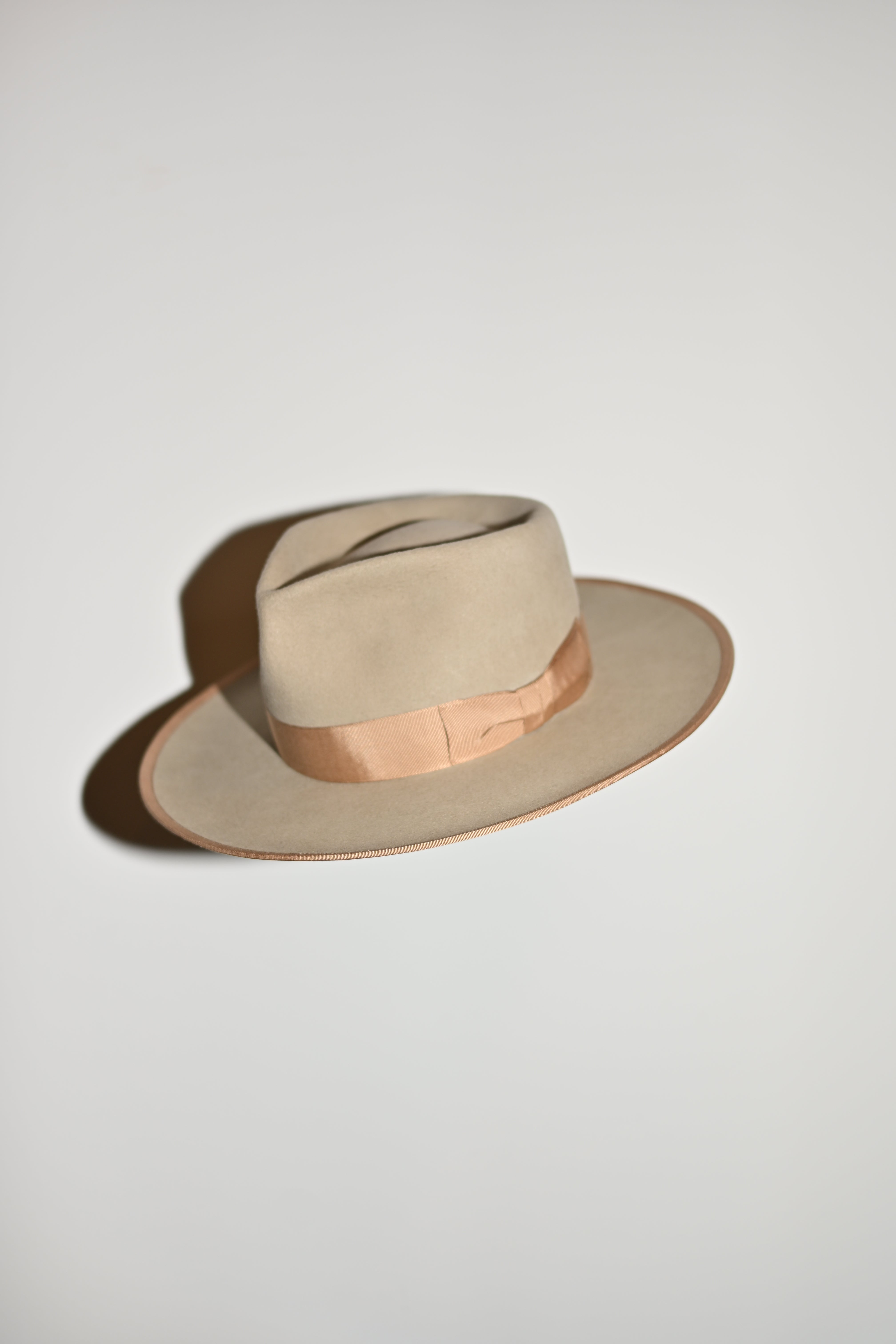 seek-Western Weight Rabbit – CROWTED HATTERS