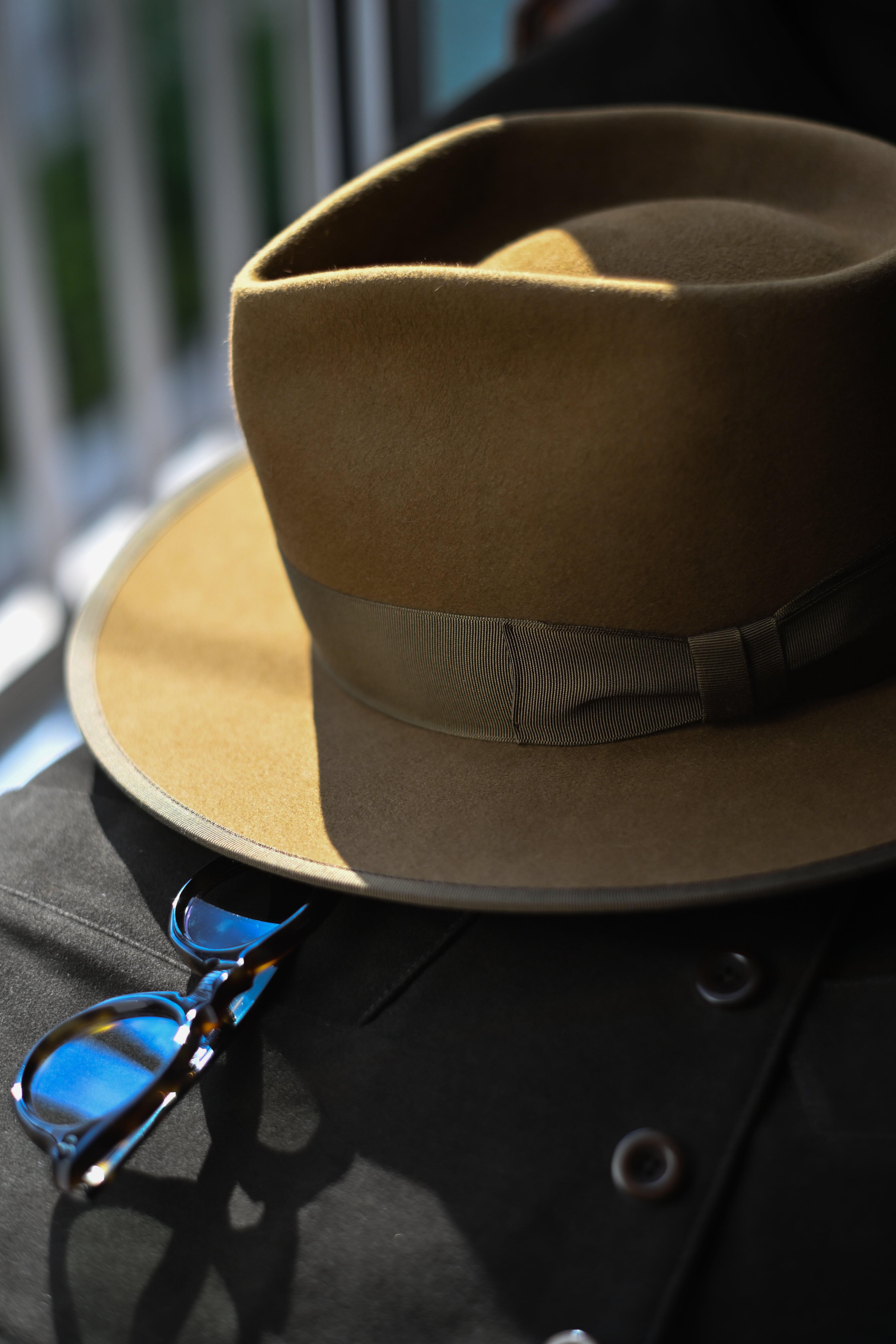 CROWTED HATTERS