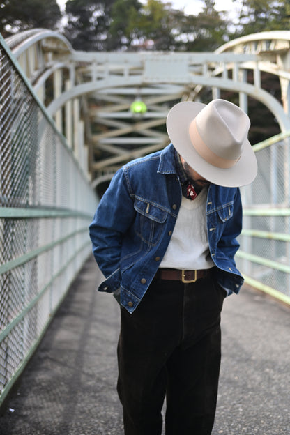 -ING- Western Weight Rabbit