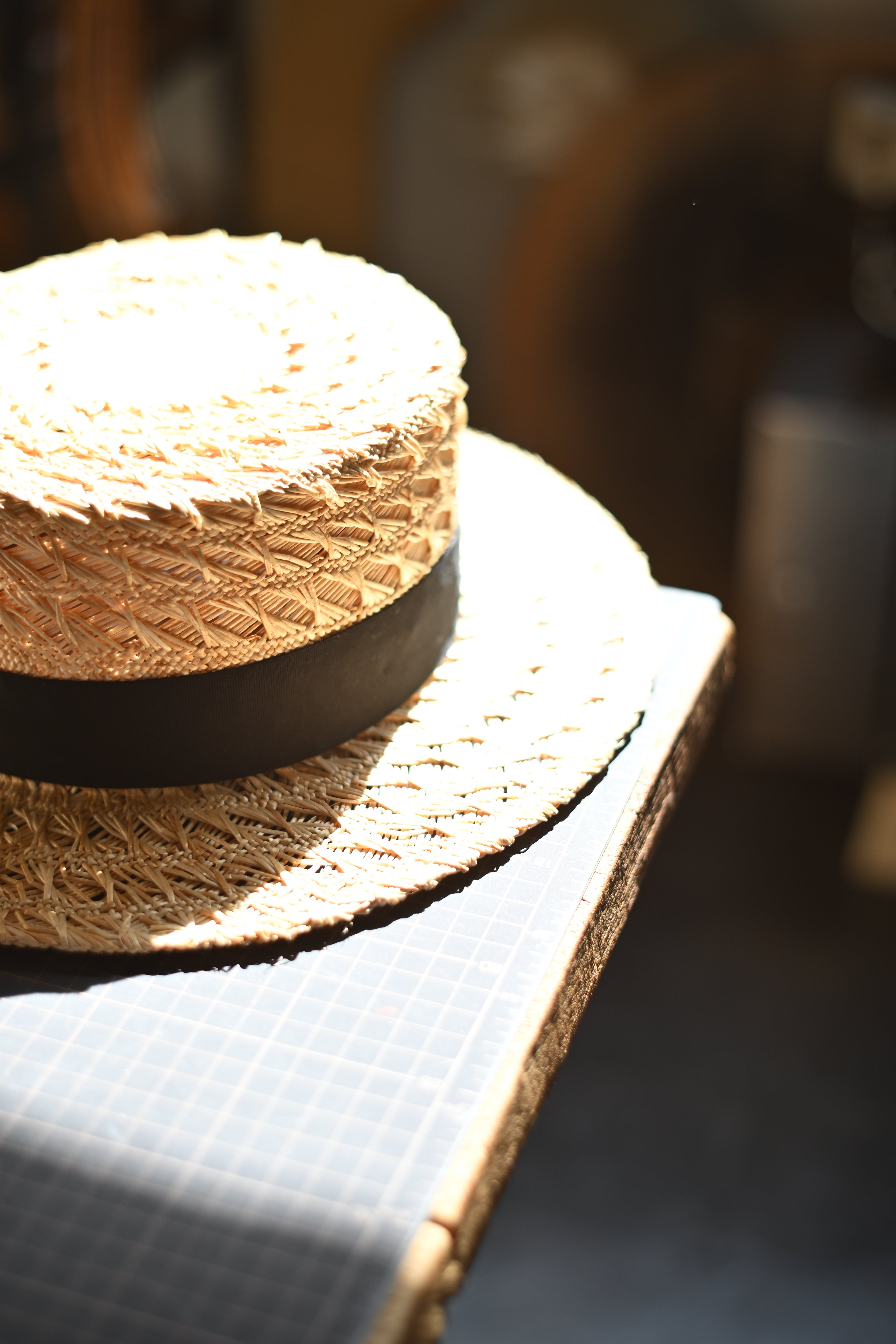 CROWTED HATTERS CROWTED HATTERS