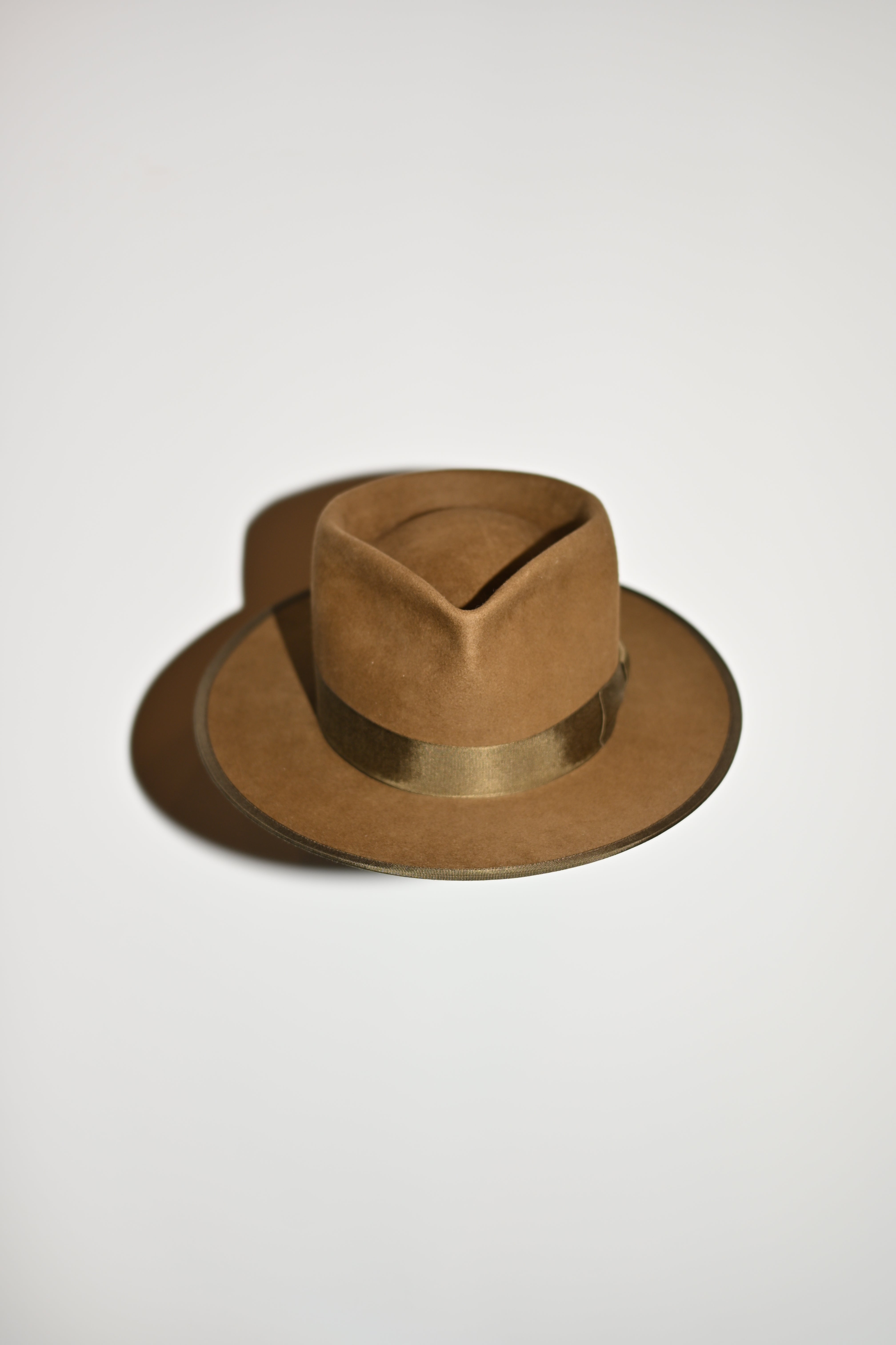 HAT – CROWTED HATTERS