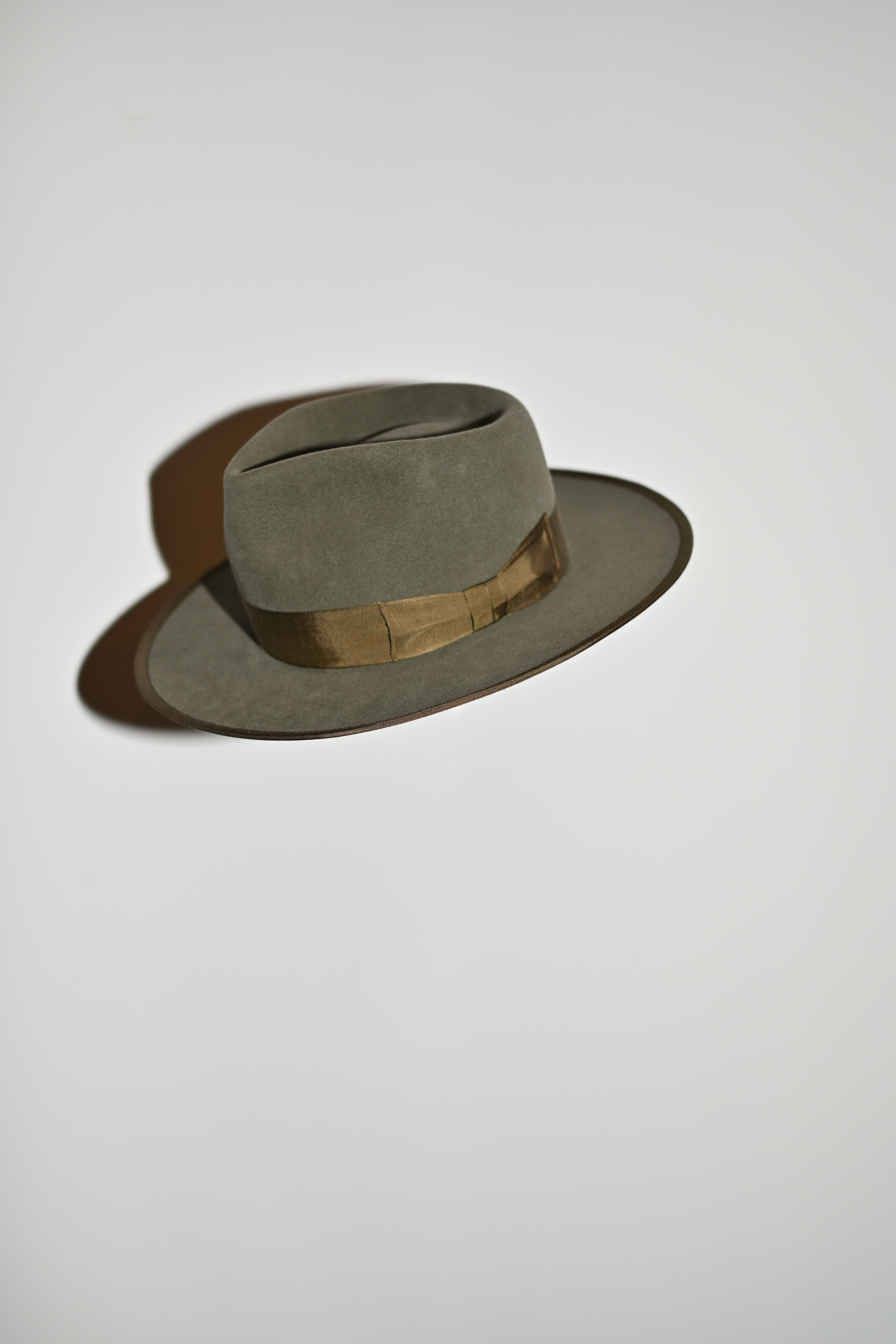 HAT – CROWTED HATTERS