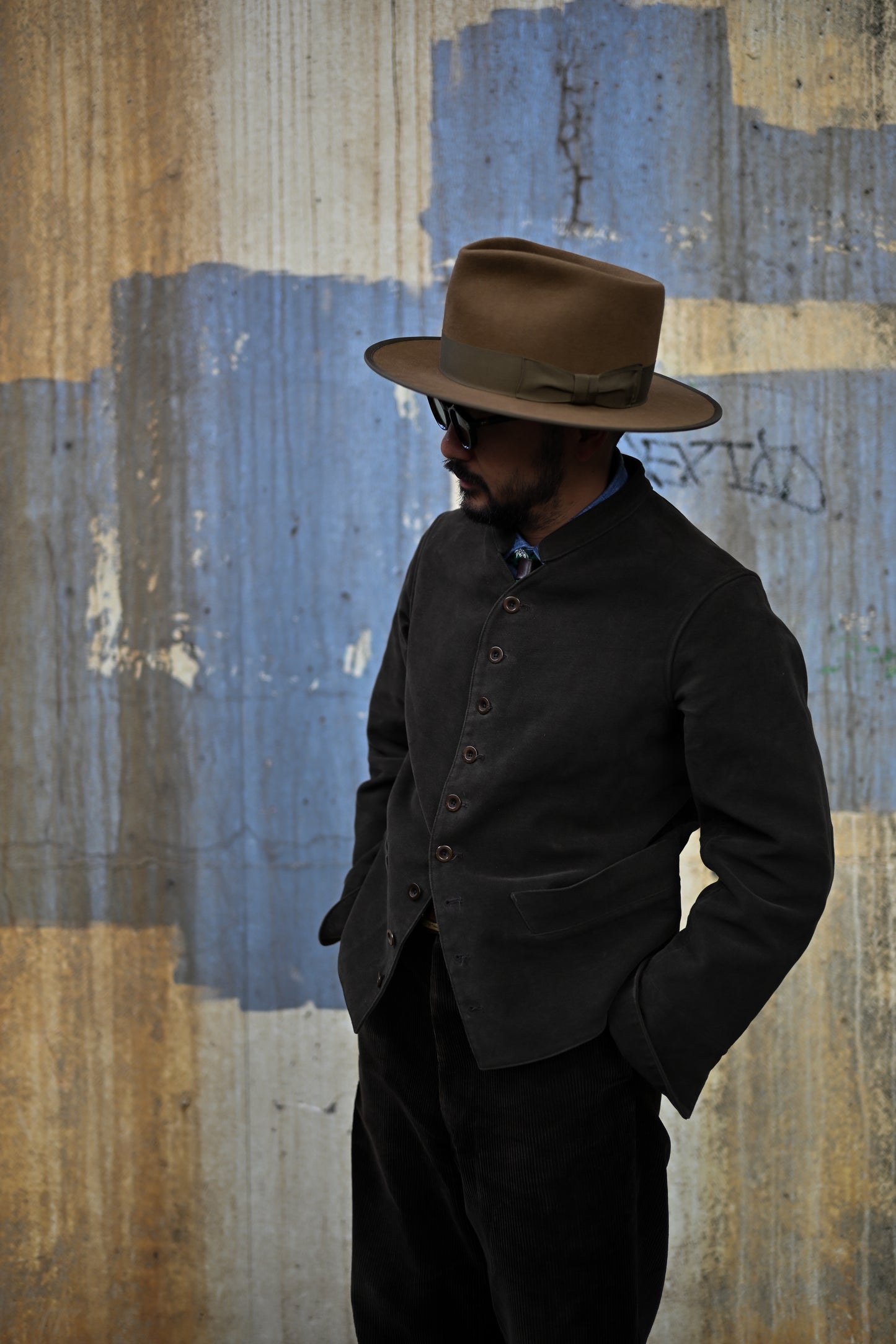 -Caster- Western Weight Beaver