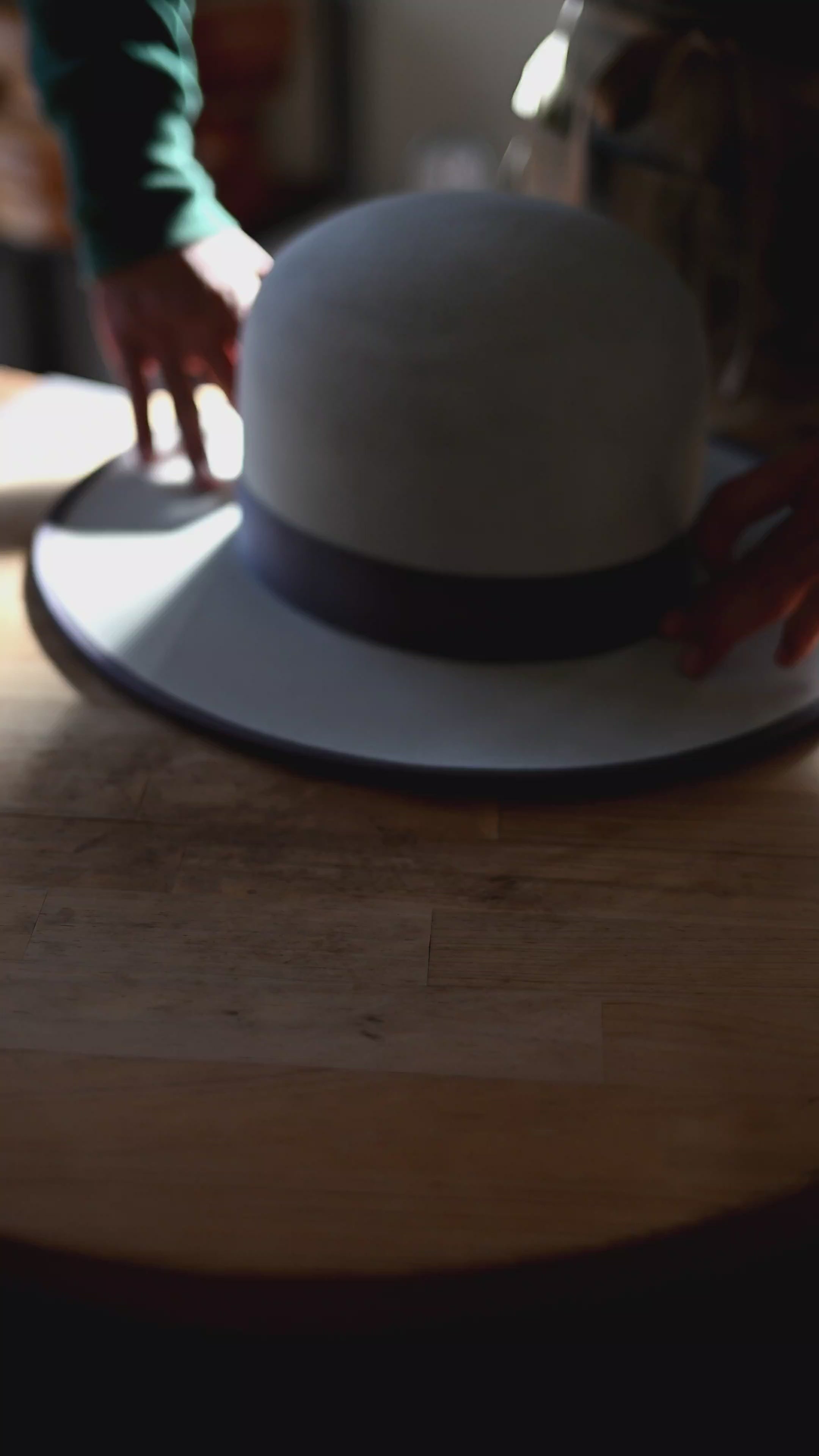 帽子 CROWTED HATTERS Western Weight Rabbit Cantle- Western Weight Rabbit – CROWTED HATTERS